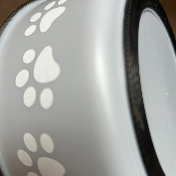 side and base view of bowl